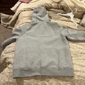 Grey Nike Tech Fleece